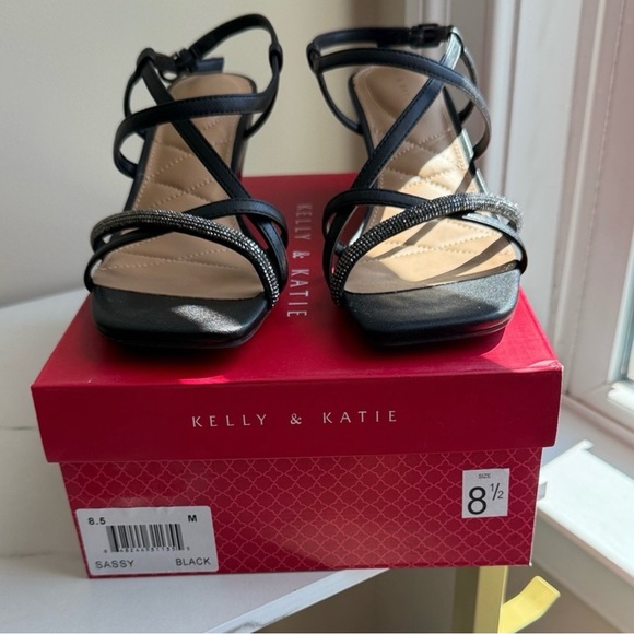 Kelly & Katie SASSY wedge sandal 8.5 - Picture 7 of 7